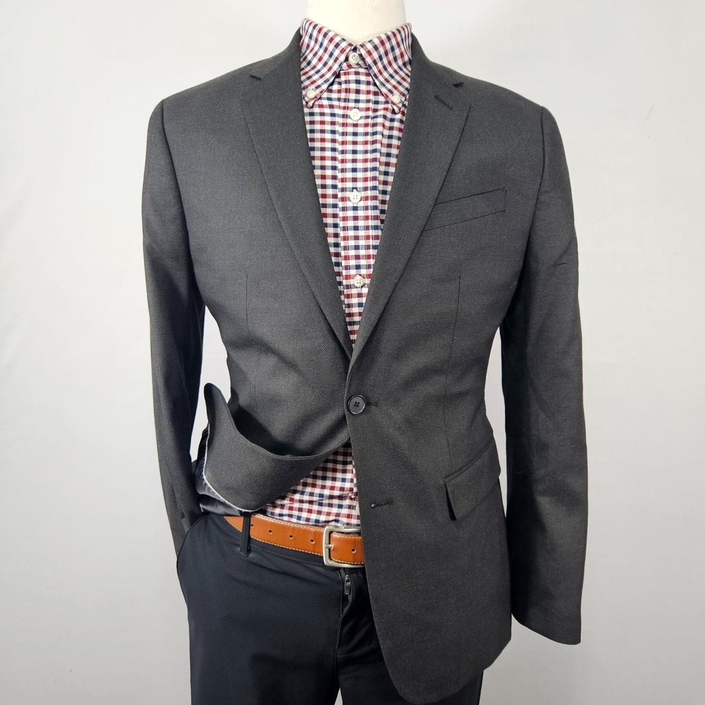 Banana Republic Men's Sport Coat Blazer Two Button Charcoal Gray Slim Fit 40R